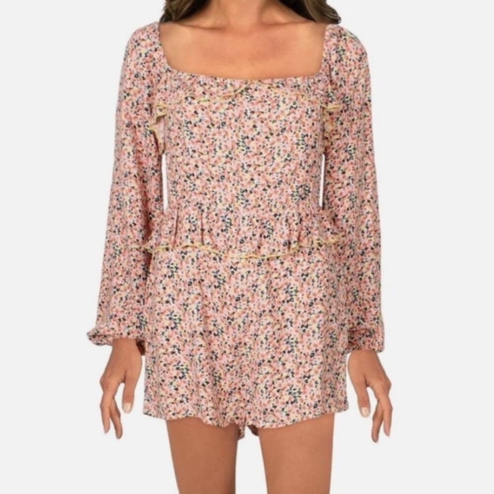 NEW Sadie & Sage Women’s Pink Floral Ruffle Romper, NEW with Tags, Size Medium